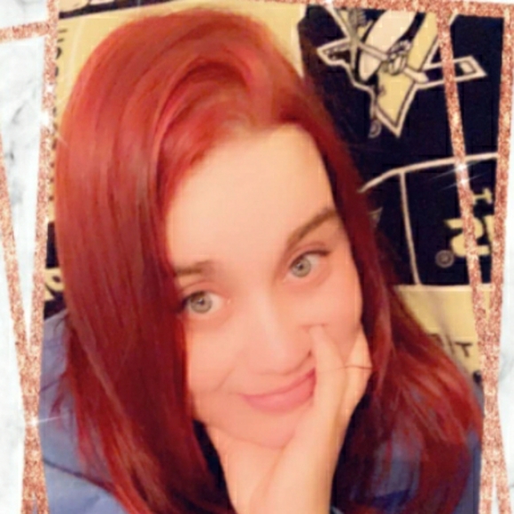 Meet your Posher, Ashley - Picture 1 of 1